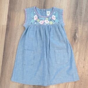 NWT GAP Floral Embroidered Chambray Dress 3T